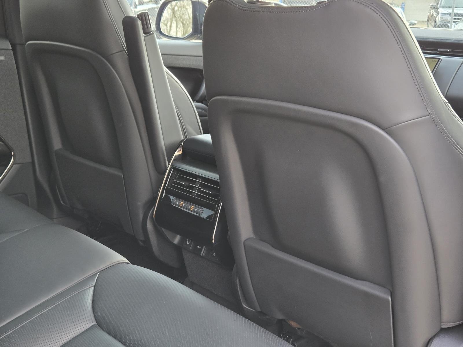 Used 2025 Varesine Blue Metallic Land Rover SE image 28