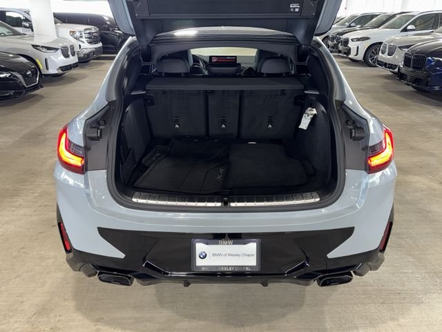 Used 2024 Brooklyn Grey Metallic BMW M40i image 13