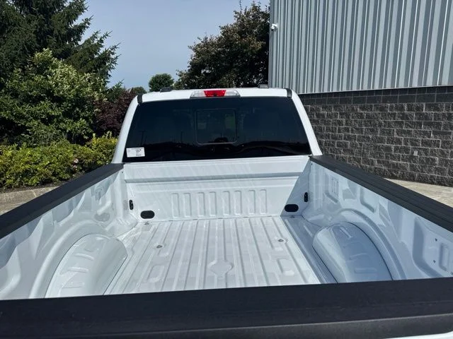 New 2026 Oxford White Ford F-250® XL image 7