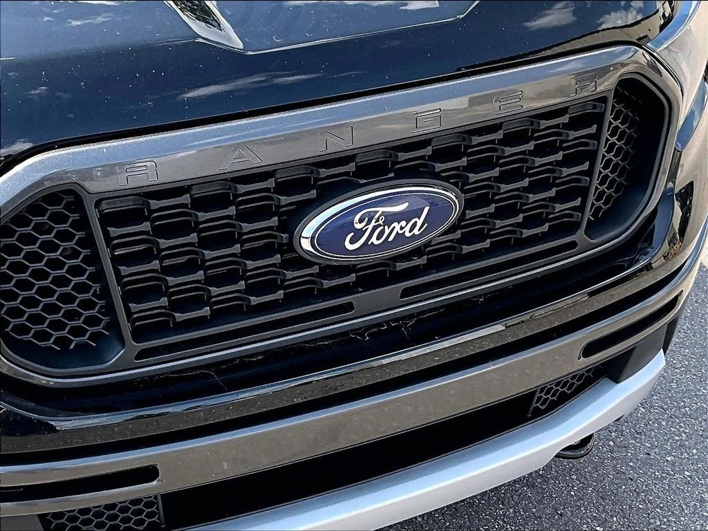 Used 2020 Black Ford XL image 32