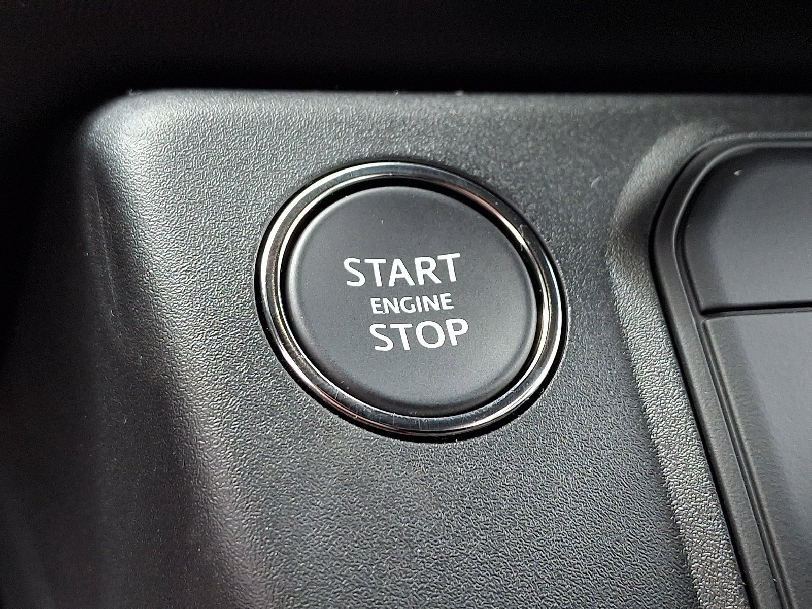 New 2026 Borasco Grey LAND ROVER X-Dynamic SE image 14