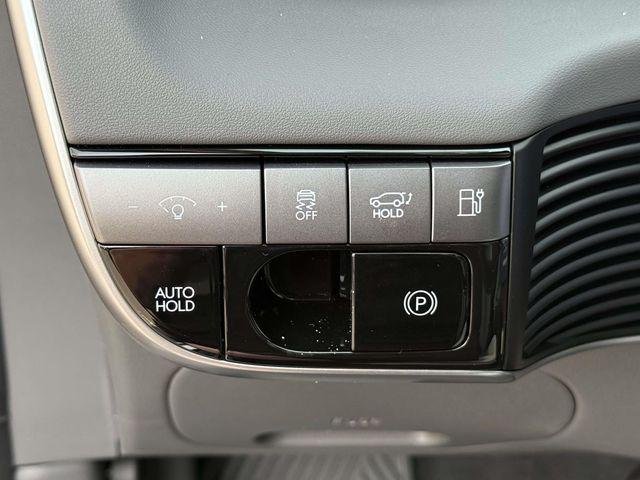 New 2026 Black Hyundai Limited image 31