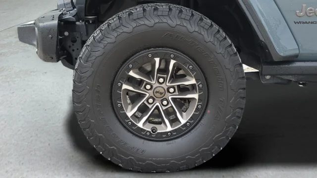 Used 2024 Anvil Clear Coat Jeep Rubicon 392 image 56