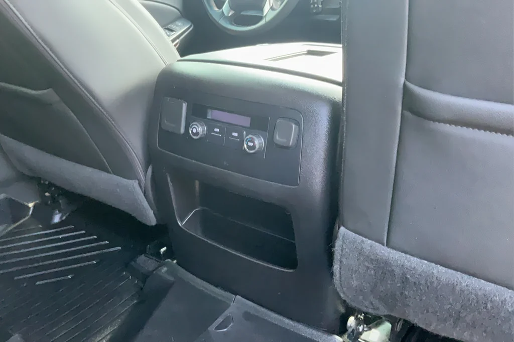 2018 Chevrolet Tahoe LT - Photo 22