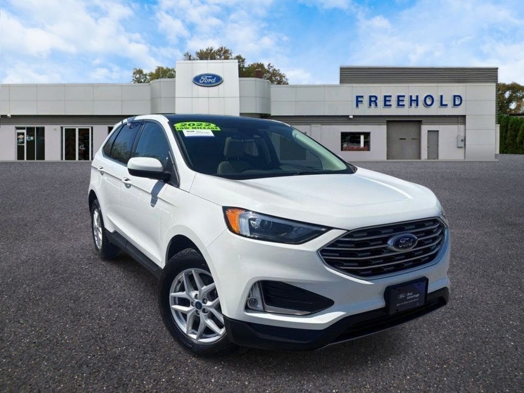 2022 Ford Edge SEL AWD's photo