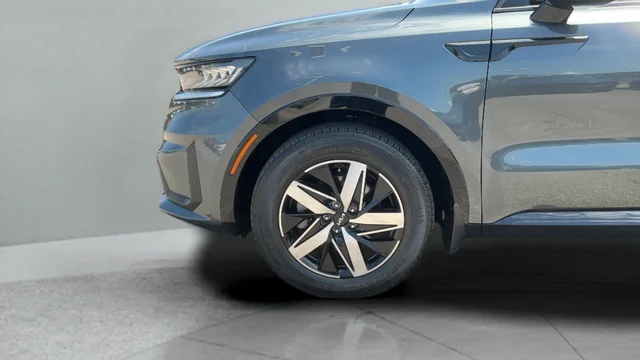 Used 2022 Gray Kia EX image 26