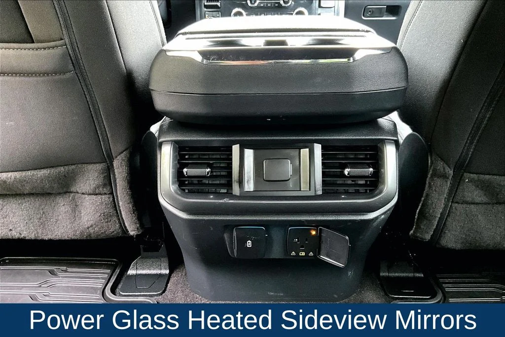 Used 2023 White Ford XLT image 18