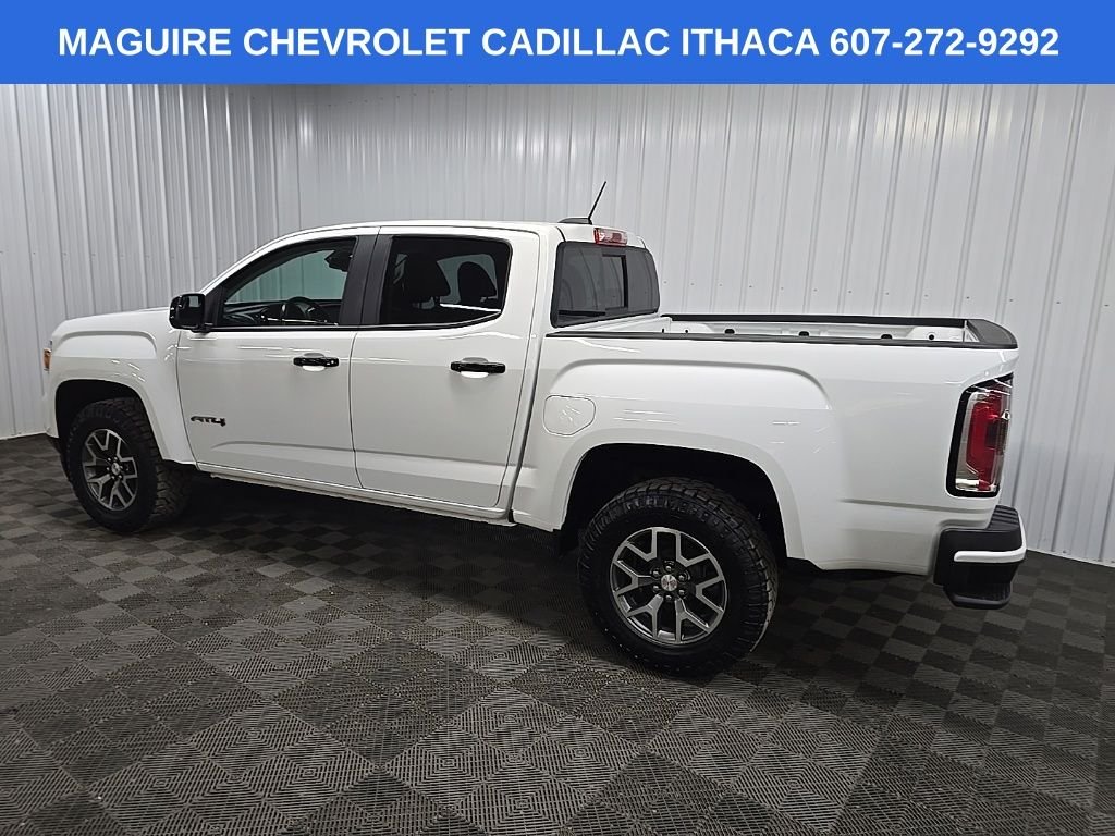 Used 2022 White GMC AT4 w/Leather image 4