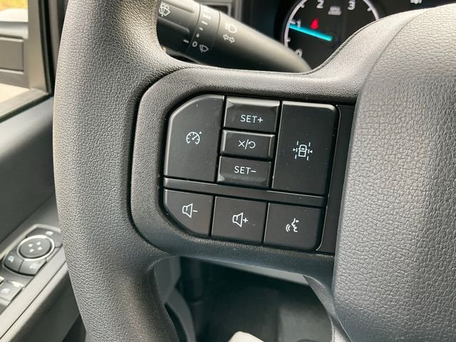 New 2026 Oxford White Ford F-350® XL image 4