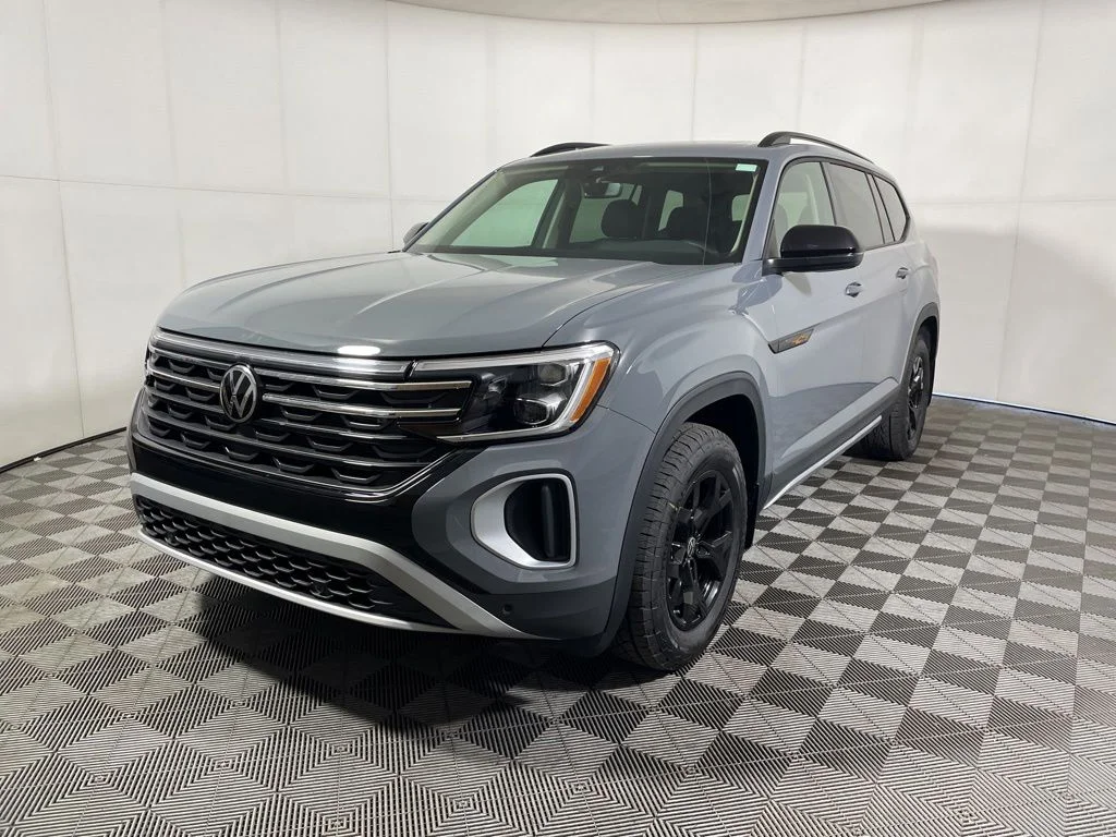 New 2026 Gray Volkswagen 2.0T Peak Edition image 4