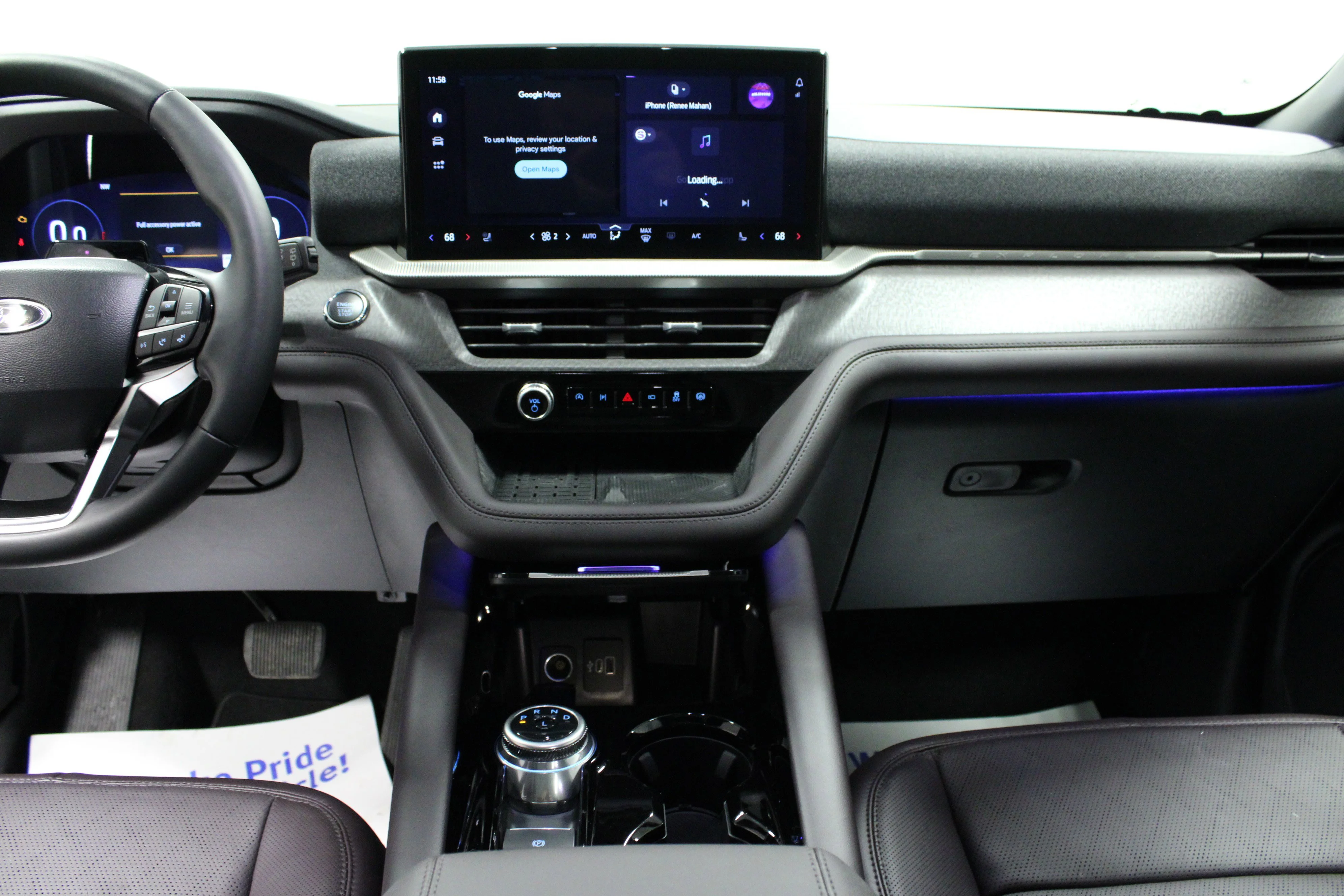 Used 2025 Gray Metallic Ford Platinum image 19