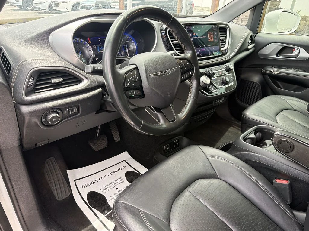 Used 2021 White Chrysler Touring L image 16