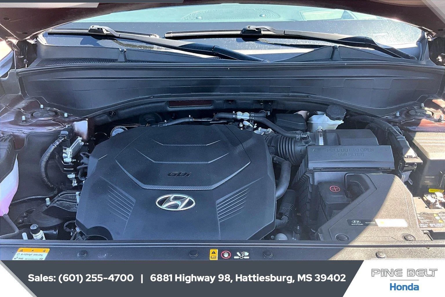 Used 2024 Sierra Burgundy Hyundai Calligraphy image 8
