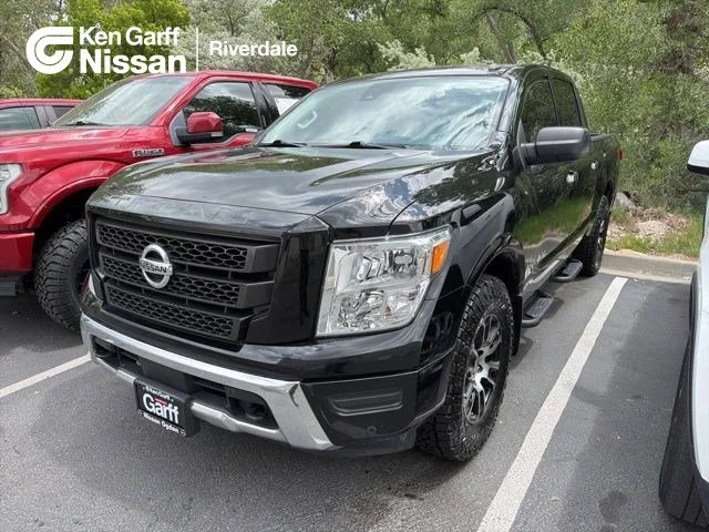 2021 Nissan Titan