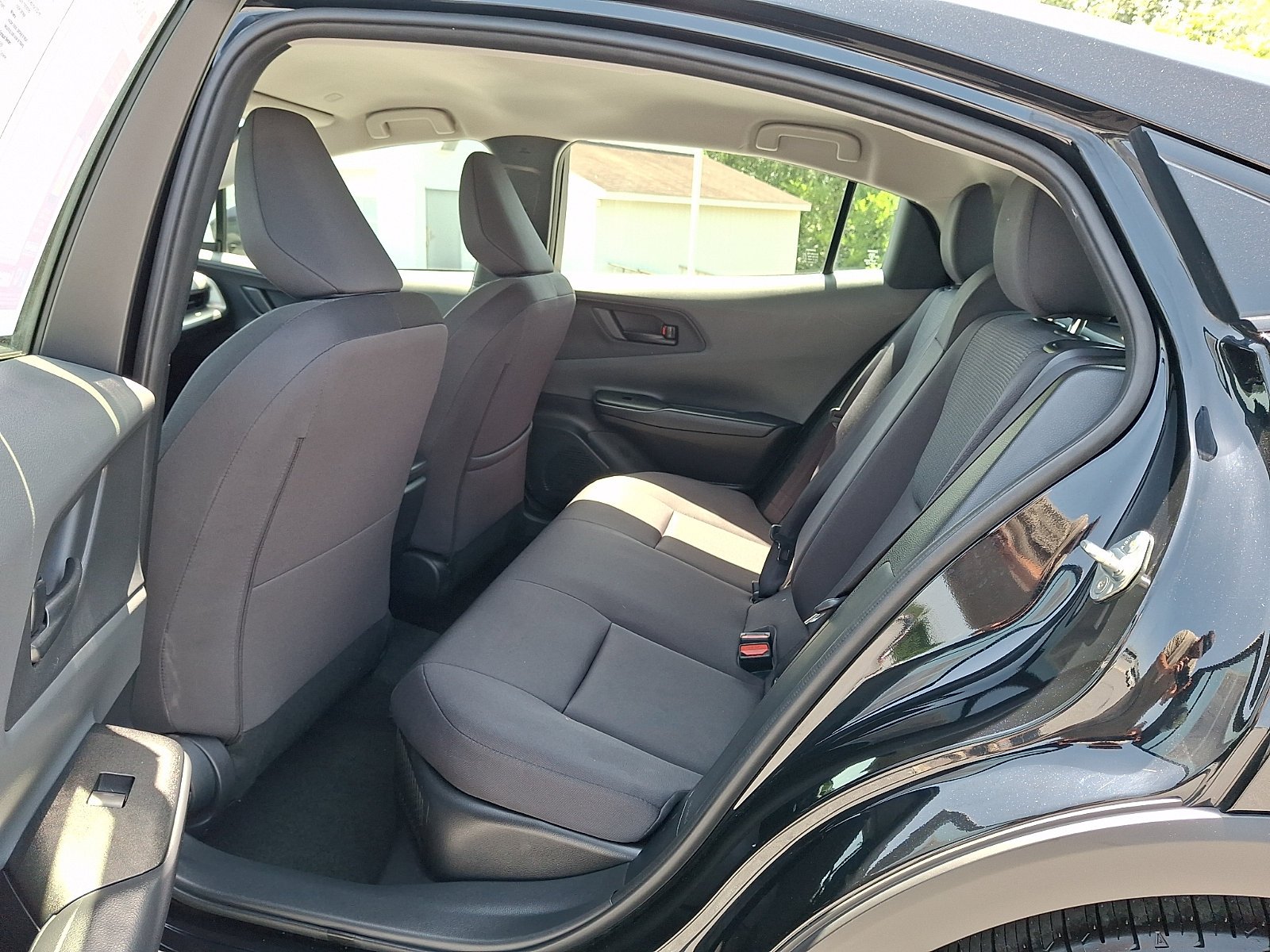 Used 2025 Midnight Black Metallic Toyota LE image 11