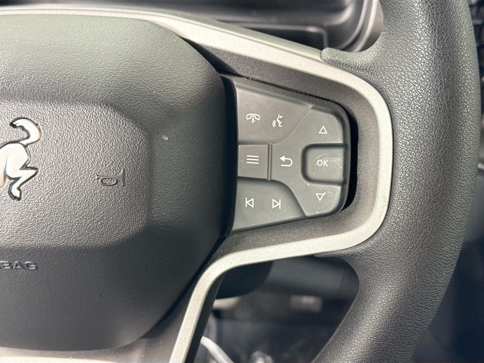 2025 Ford Bronco 4-Door Base - Photo 16