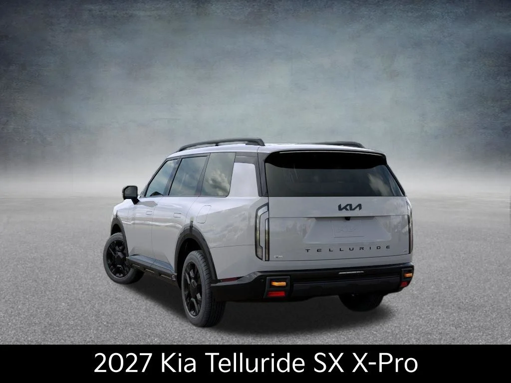 New 2027 Wolf Gray Kia X-PRO SX image 4