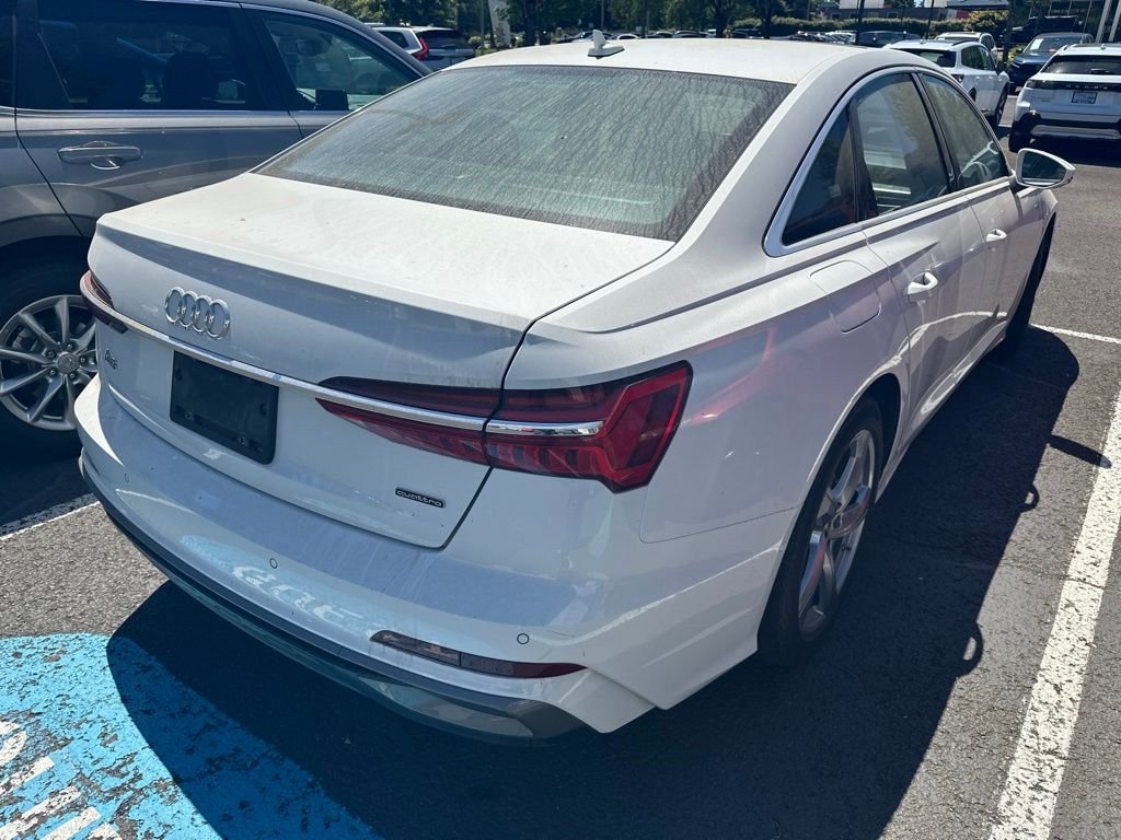 Used 2024 Glacier White Metallic Audi 55 Premium Plus image 4