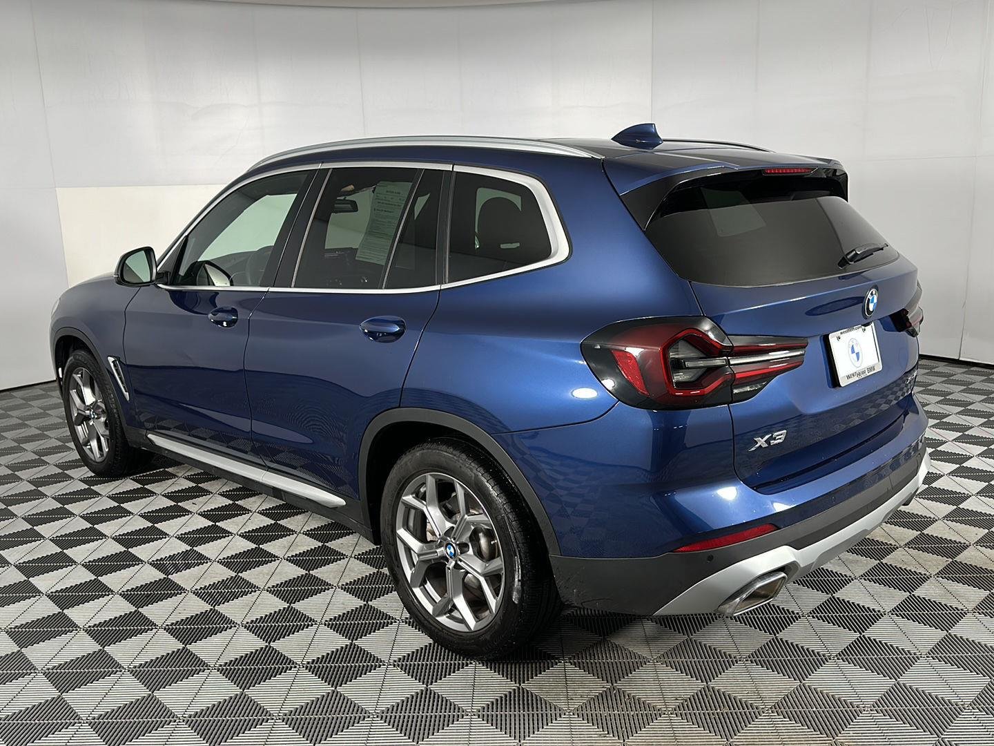 Used 2024 Phytonic Blue Metallic BMW xDrive30i image 24