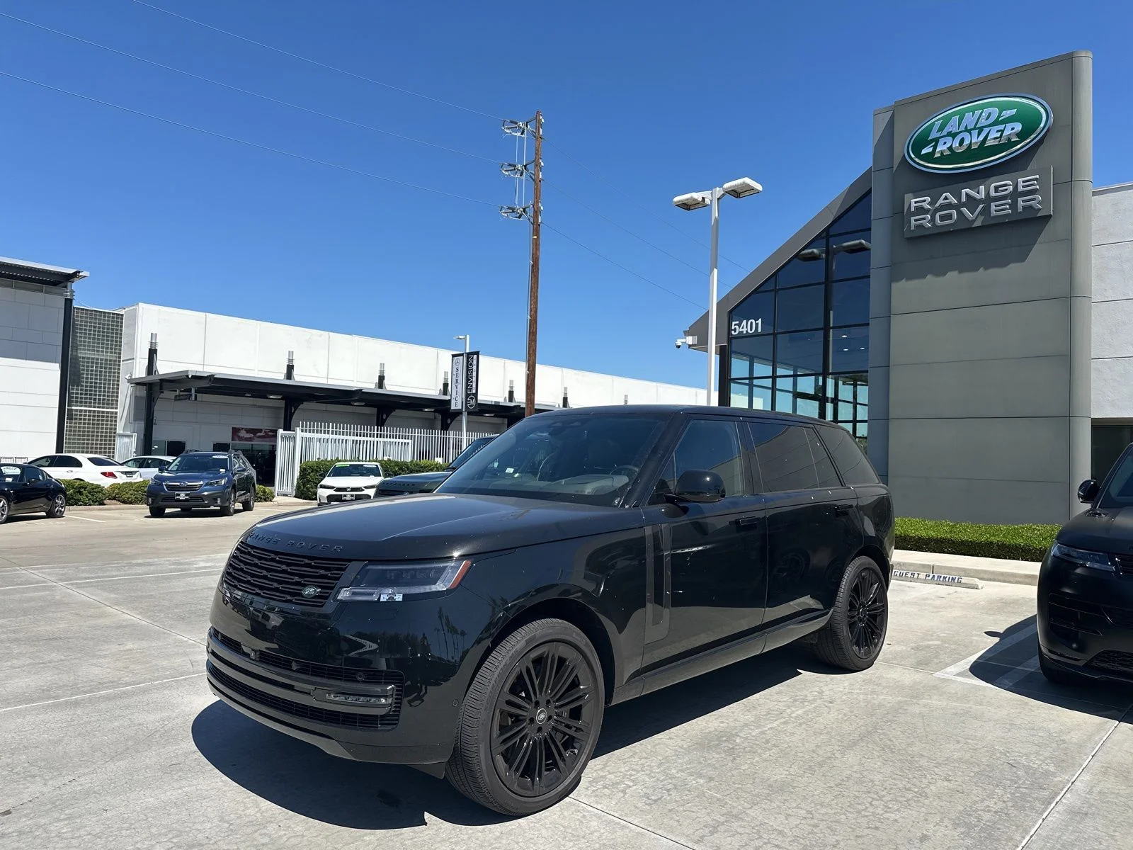 2025 Land Rover Range Rover 4.4 SE LWB 7's photo