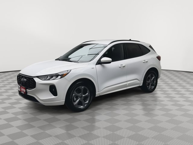 Used 2023 Oxford White Ford ST-Line Select image 33