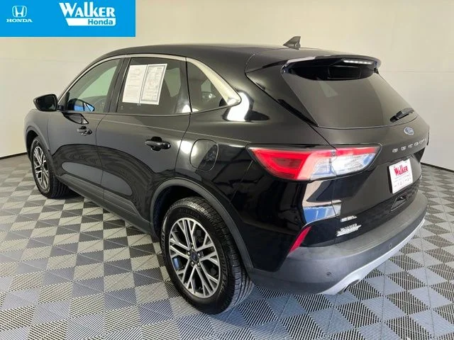 Used 2022 Black Ford SEL image 5