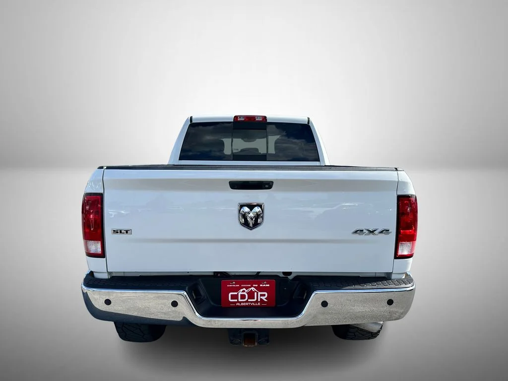 Used 2017 White Ram SLT image 10