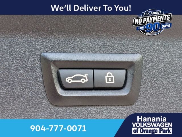 Used 2022 Gray BMW xDrive30i image 15