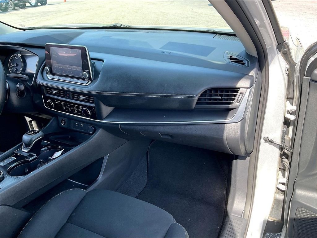 Used 2024 Brilliant Silver Metallic Nissan S image 12