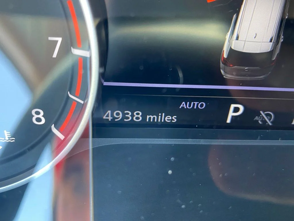 Used 2025 White Nissan S image 5