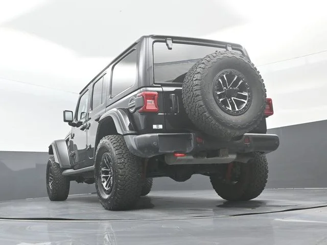 Certified Used 2025 Black Clearcoat Jeep Rubicon X image 20