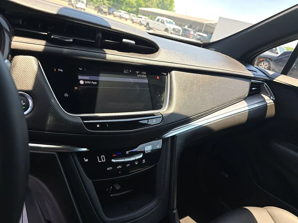 Used 2025 Black Cadillac Luxury image 6