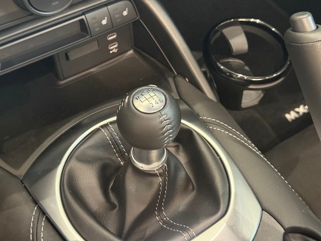 New 2026 Deep Crystal Blue Mica Mazda Club image 19