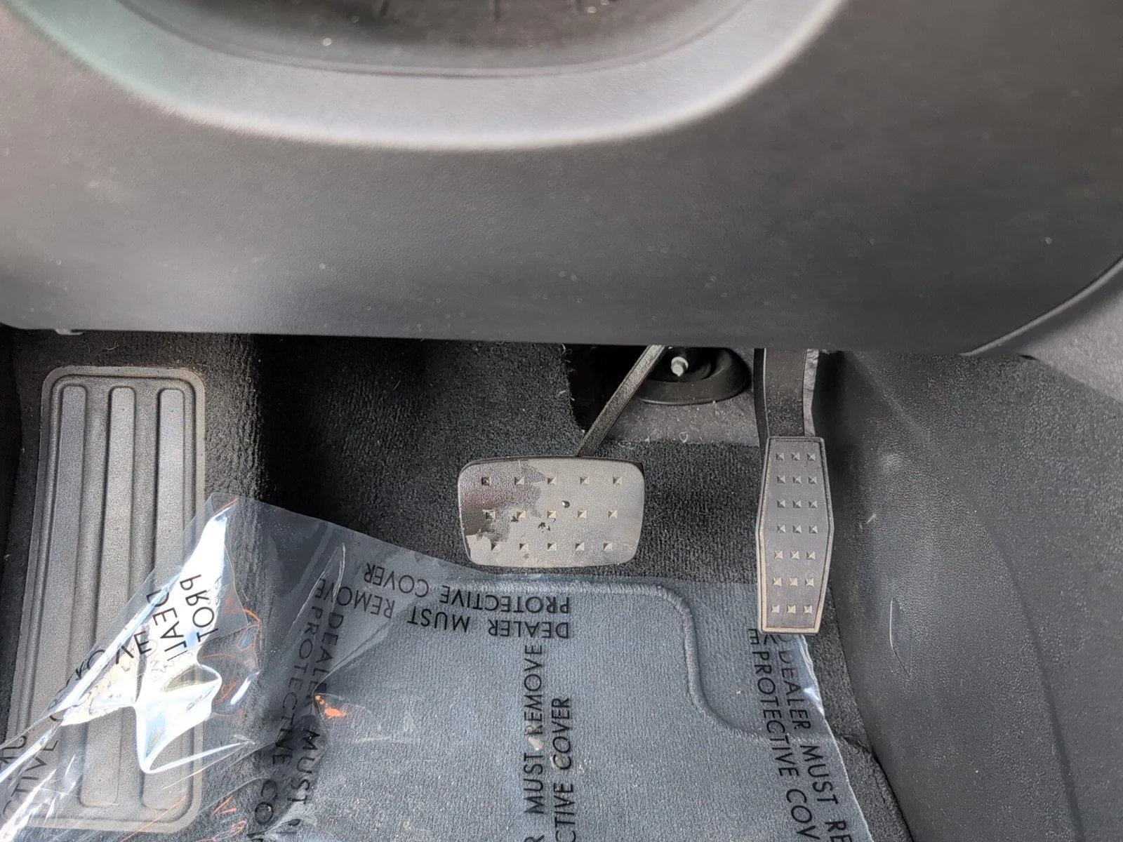 Used 2026 Sterling Gray Metallic Chevrolet LT image 29