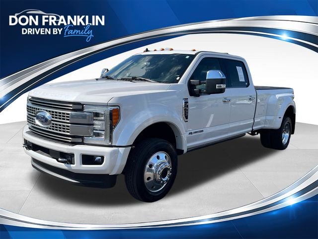 Used 2019 White Ford Platinum image 1
