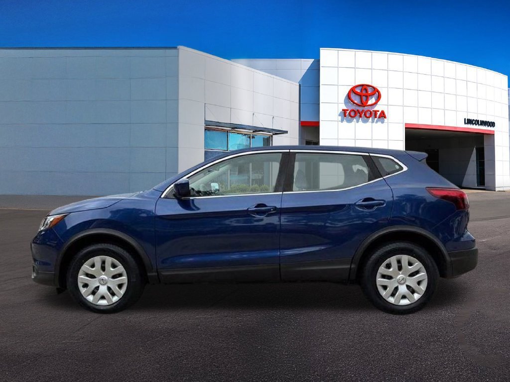 Used 2019 Blue Nissan S image 11