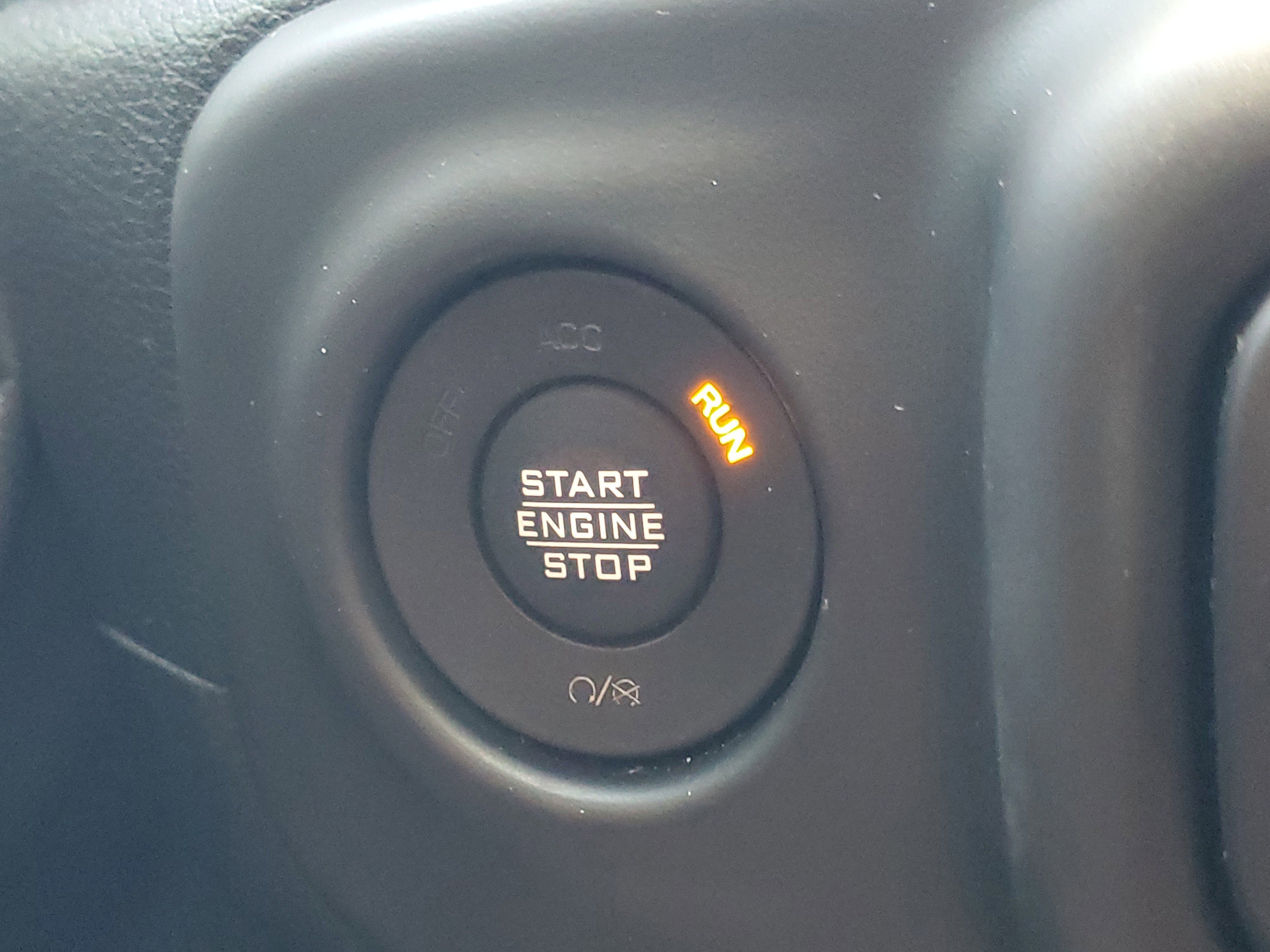 Used 2021 Snazzberry Pearlcoat Jeep High Altitude image 28