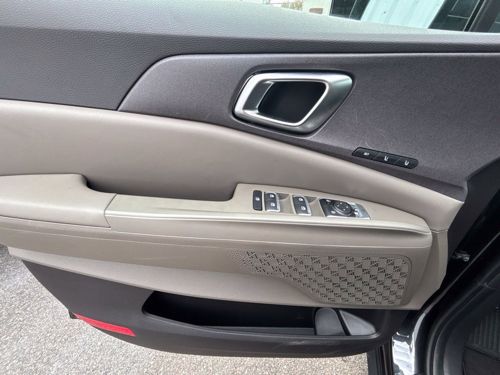 Certified Used 2026 Gray Kia EX image 10