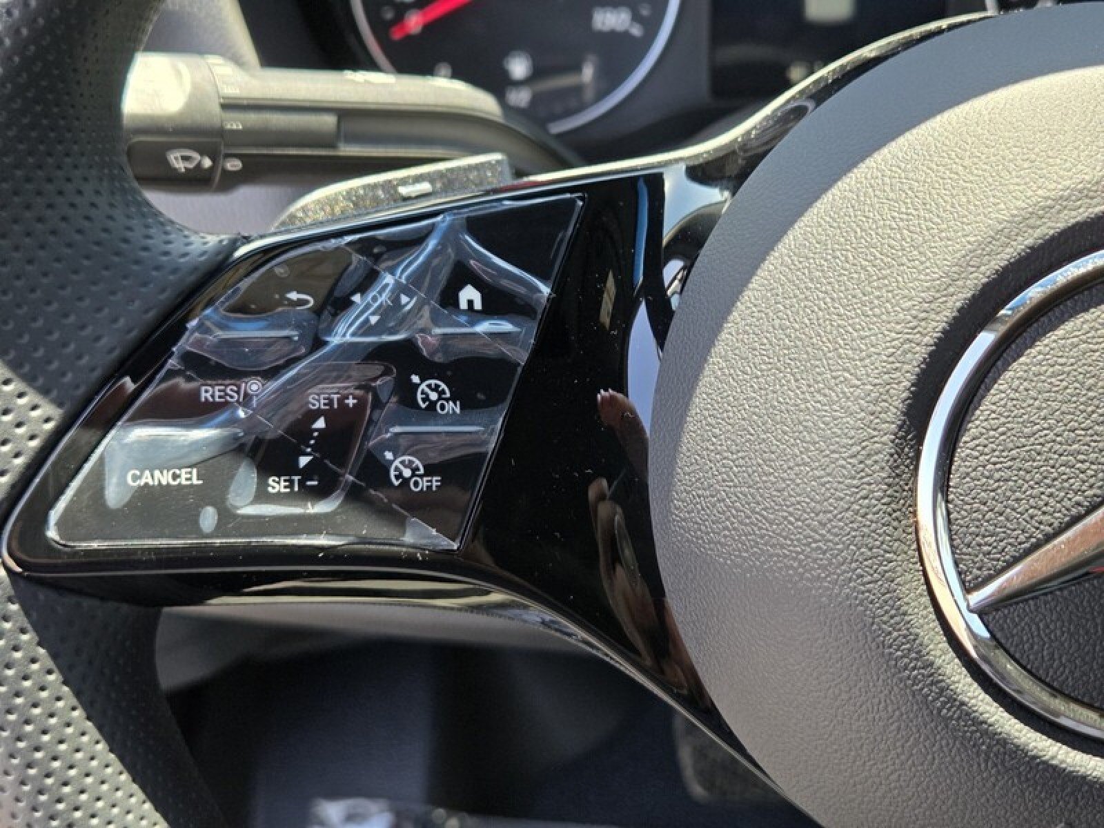 New 2026 Arctic White Mercedes-Benz DCWS2S image 25