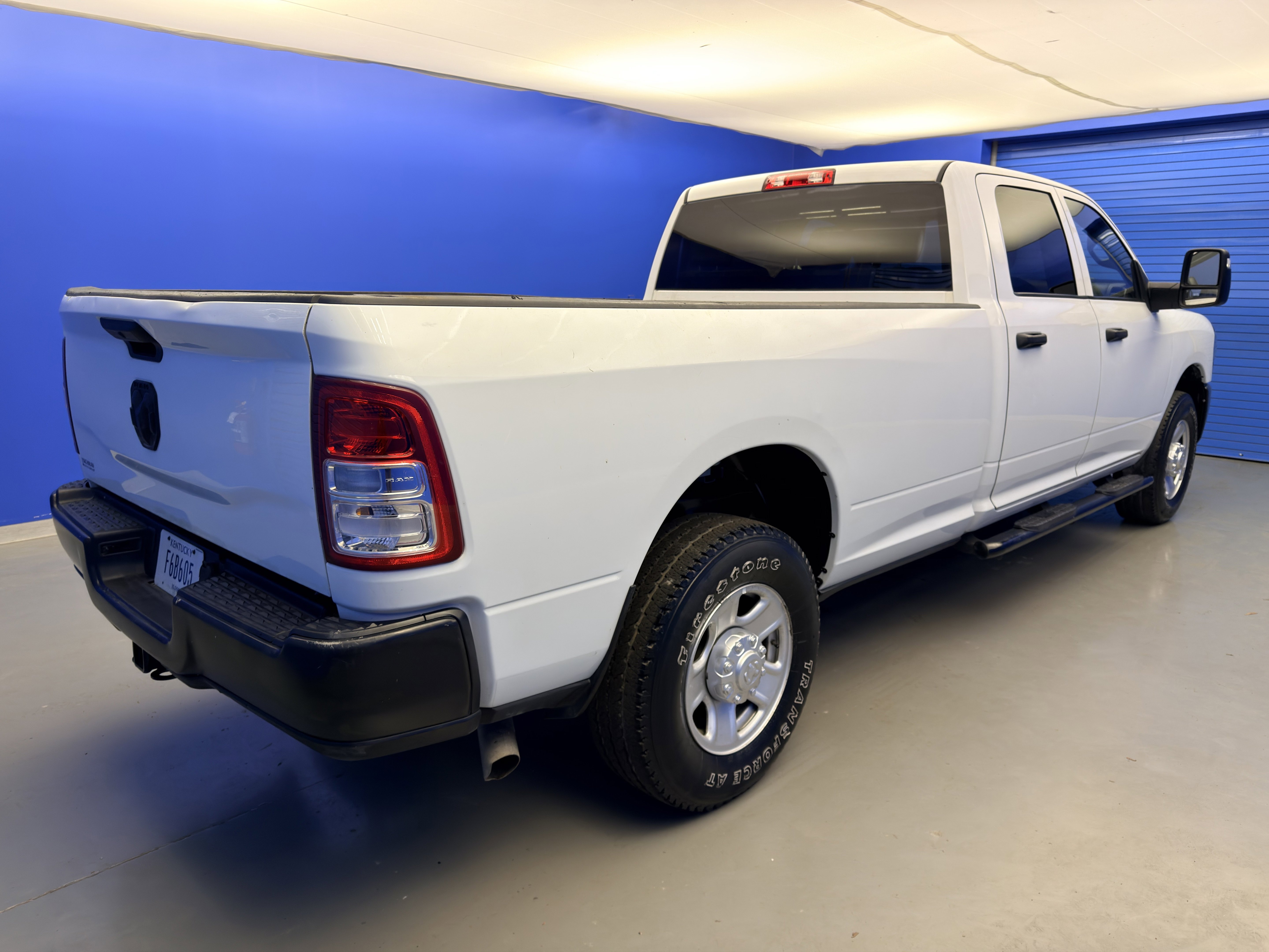 Used 2023  Ram Tradesman image 7