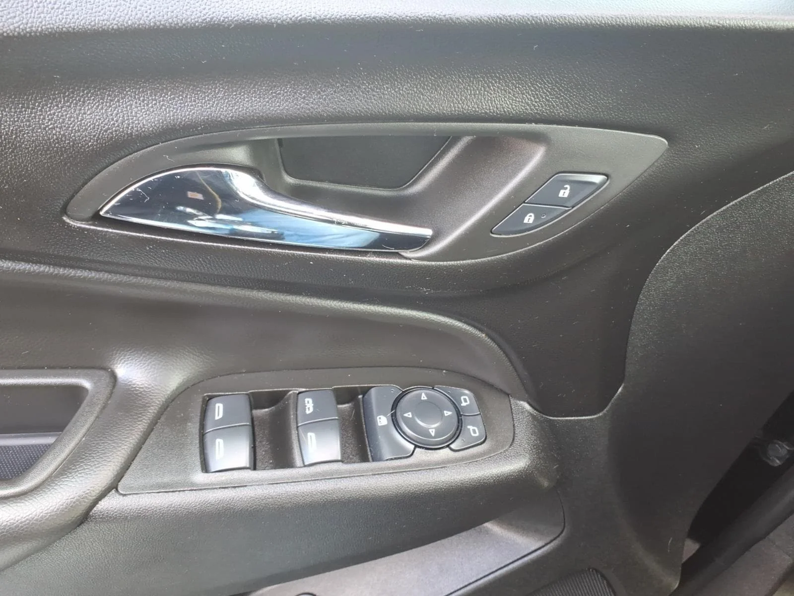 Used 2024 Black Metallic Chevrolet LT image 18