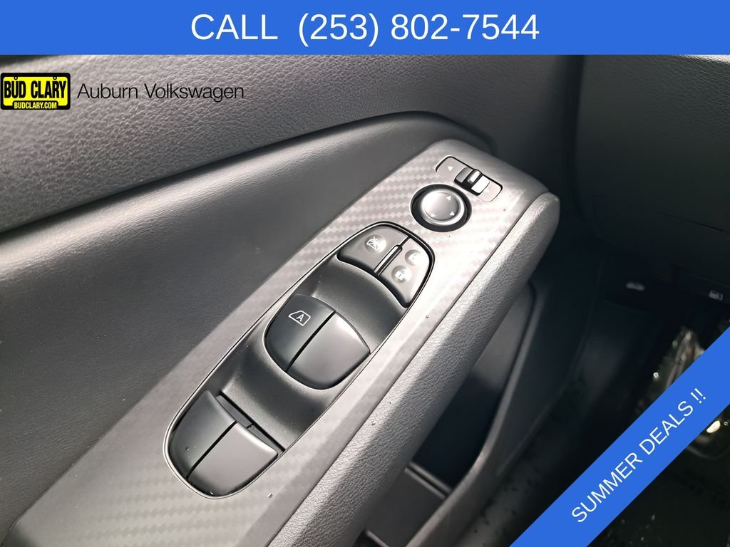 Used 2024 Silver Nissan 2.5 SV image 33