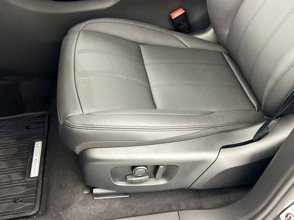 New 2026 Eiger Grey Land Rover Core S image 19