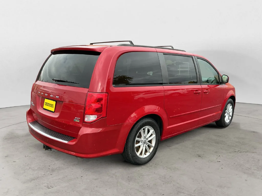 Used 2014 Red Dodge SXT image 8