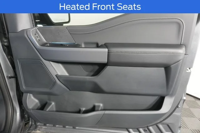 New 2026 Carbonized Gray Metallic Ford XLT image 40