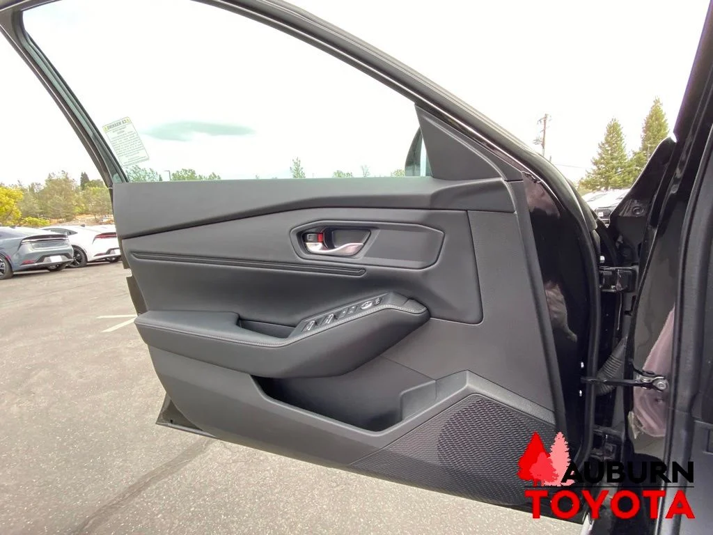 Used 2023 Crystal Black Pearl Honda Sport image 32