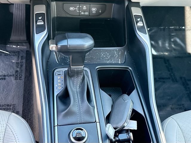 2025 Kia Sorento S - Photo 17
