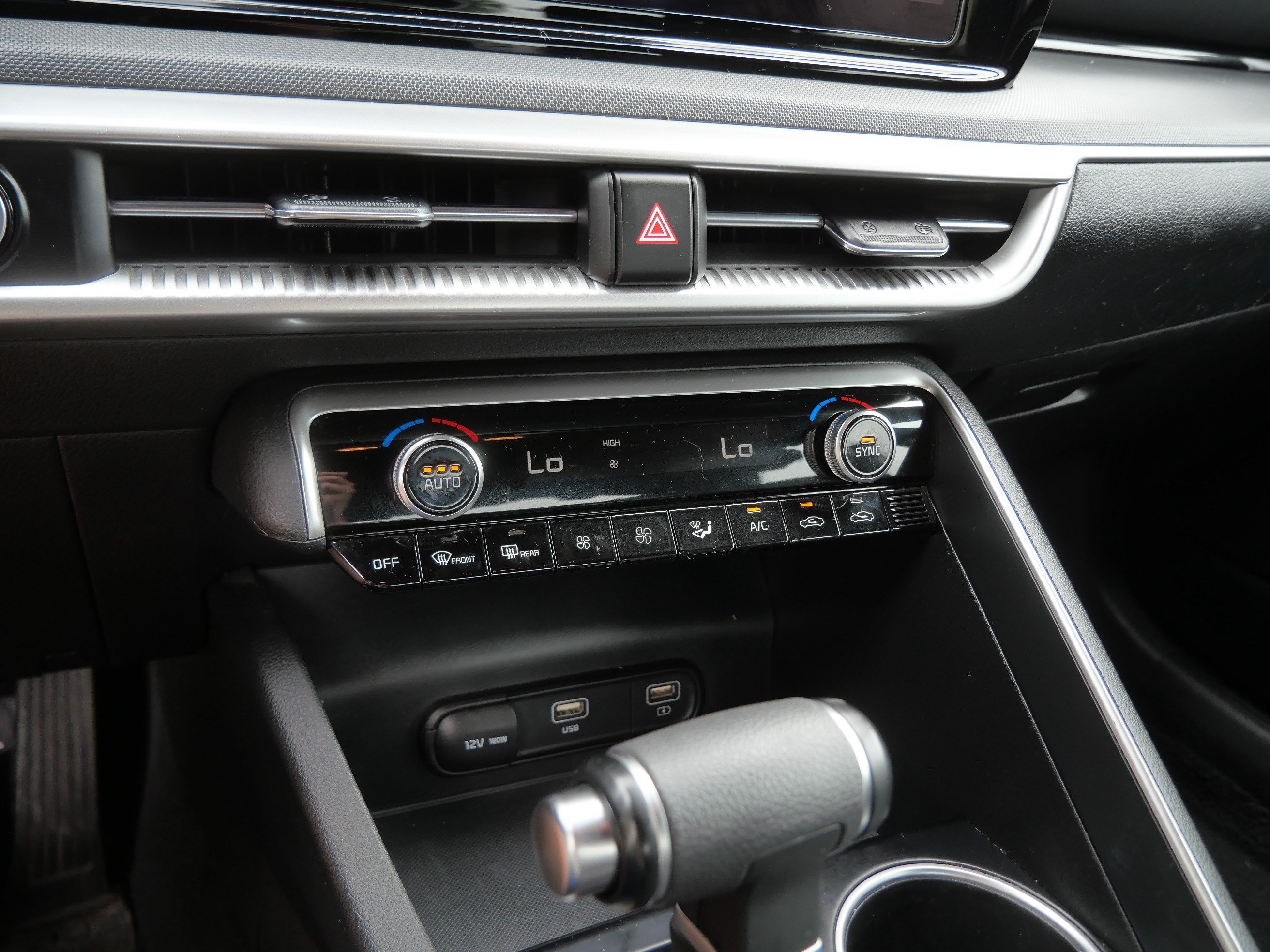 Used 2022 Sapphire Blue Kia GT-Line image 23