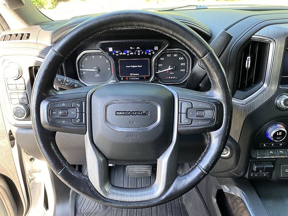 Used 2021 White Frost Tricoat GMC Denali image 14