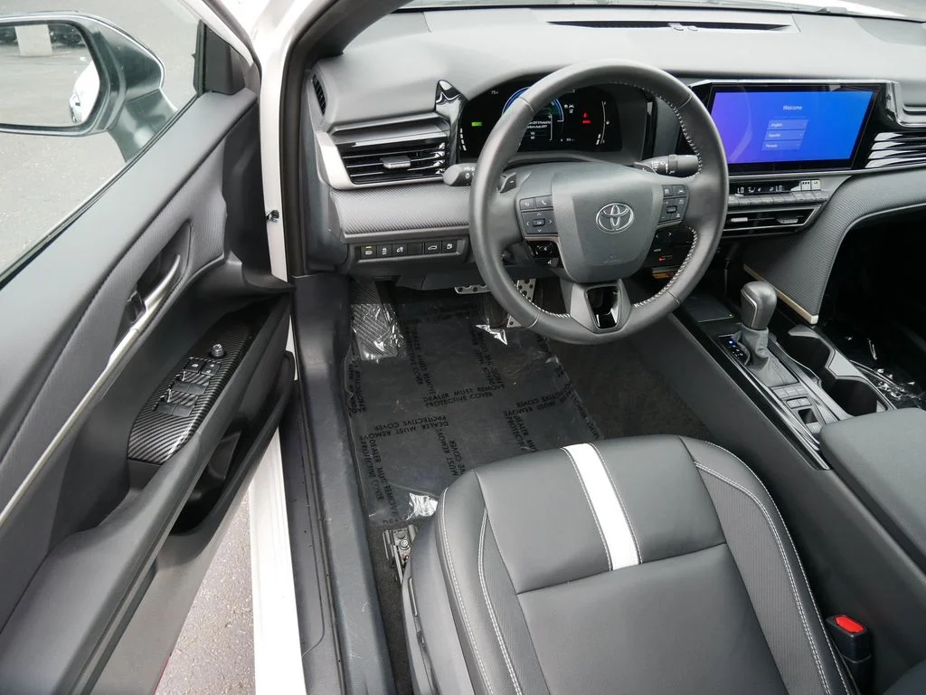 Used 2025 White Toyota SE image 11